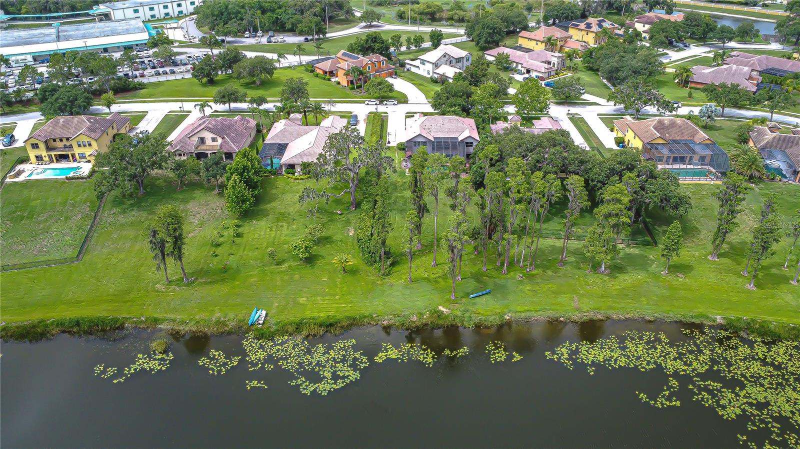 Bring your fishing poles and enjoy peaceful mornings watching the wildlife!