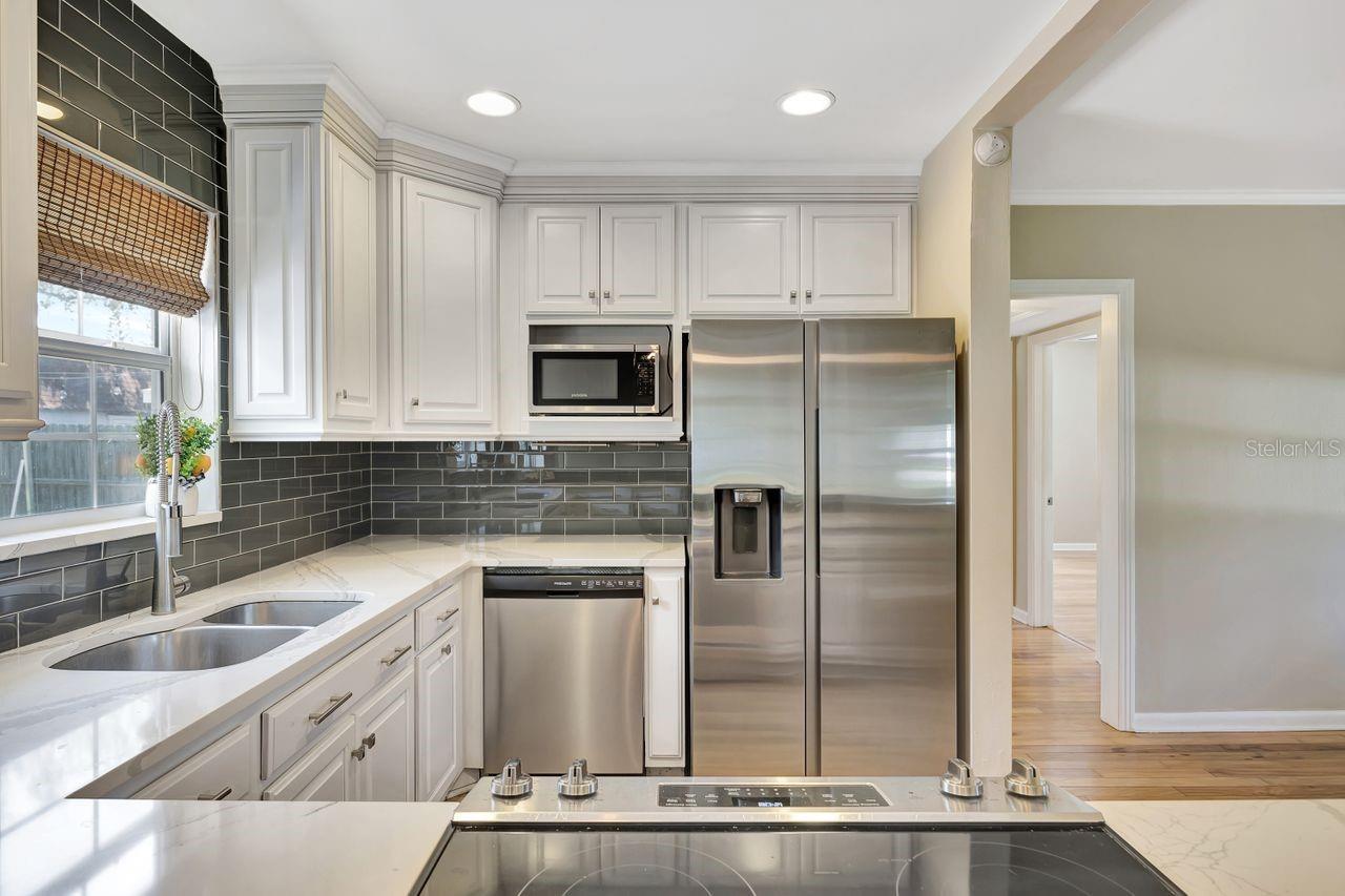 Cambria Counters