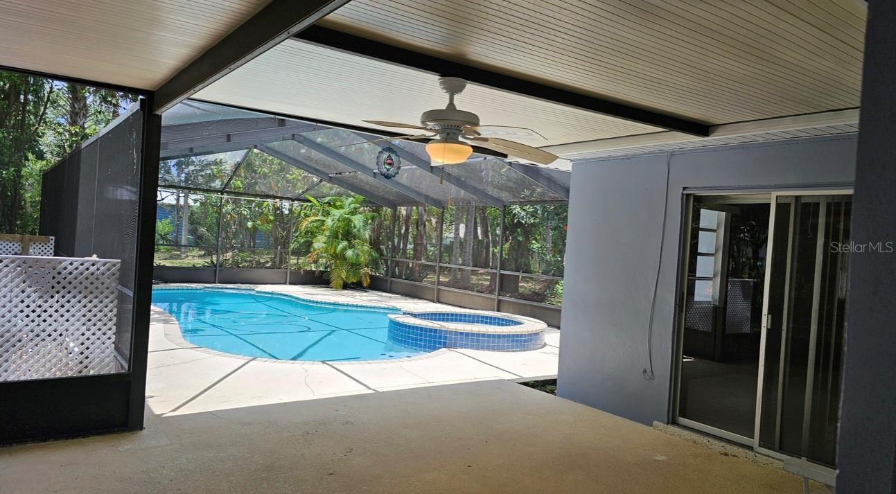 Pool Lanai