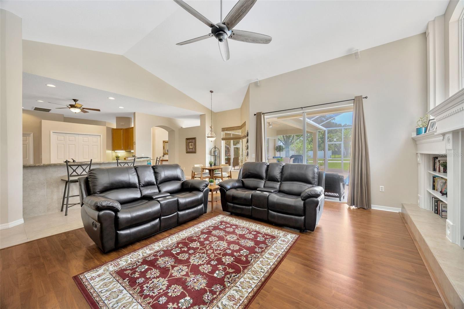 Wide Open Floor Plan & high ceilings Throughout!