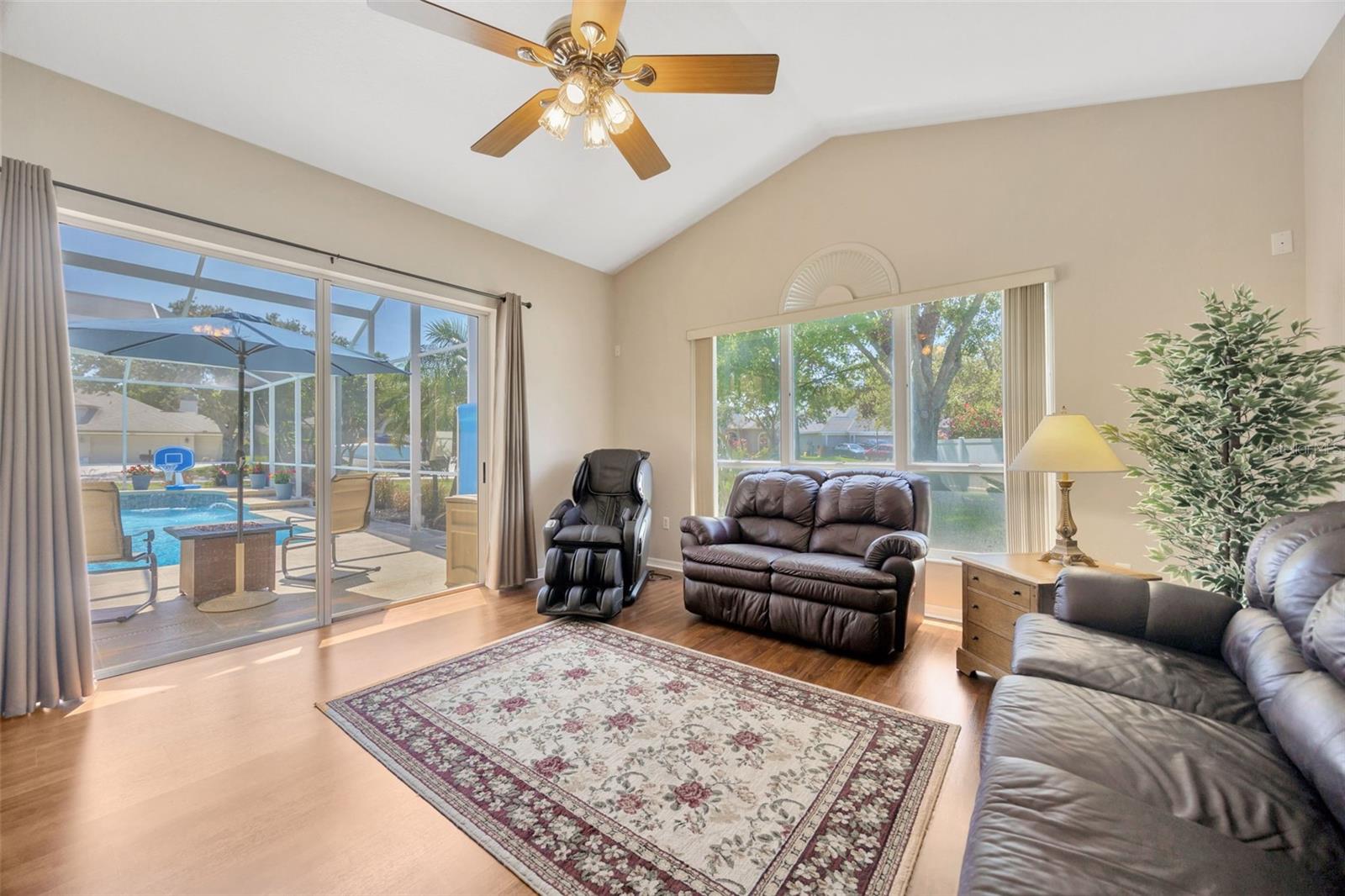 Bonus Room with outdoor access!