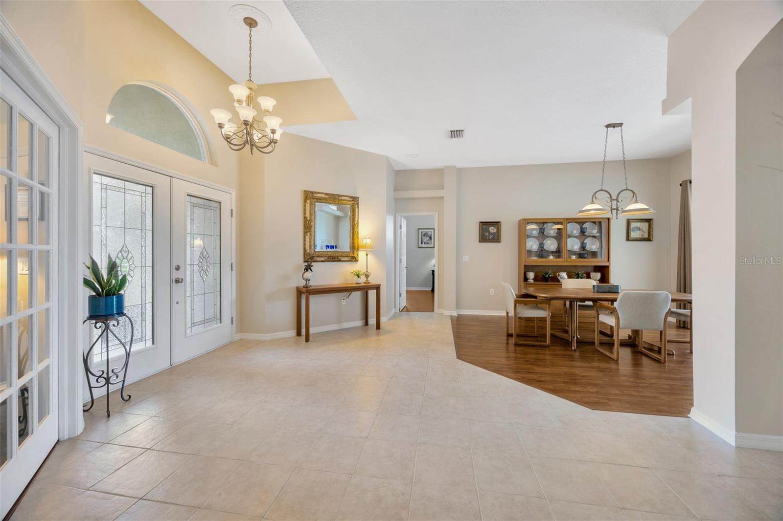Wide Open Floor Plan & high Ceilings Throughout!