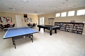 Clubhouse Game rm