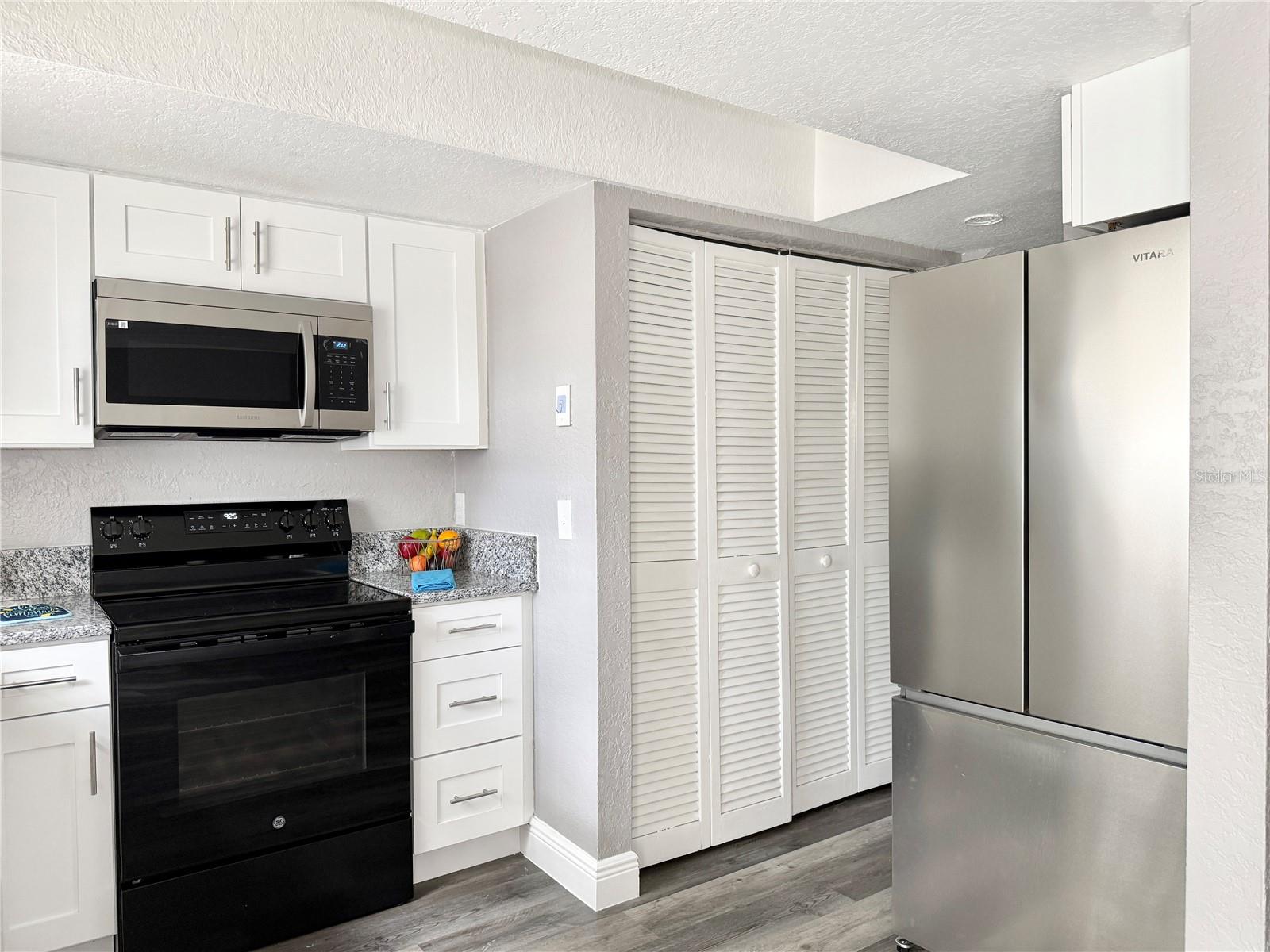 Kitchen - Washer and Dryer Closet