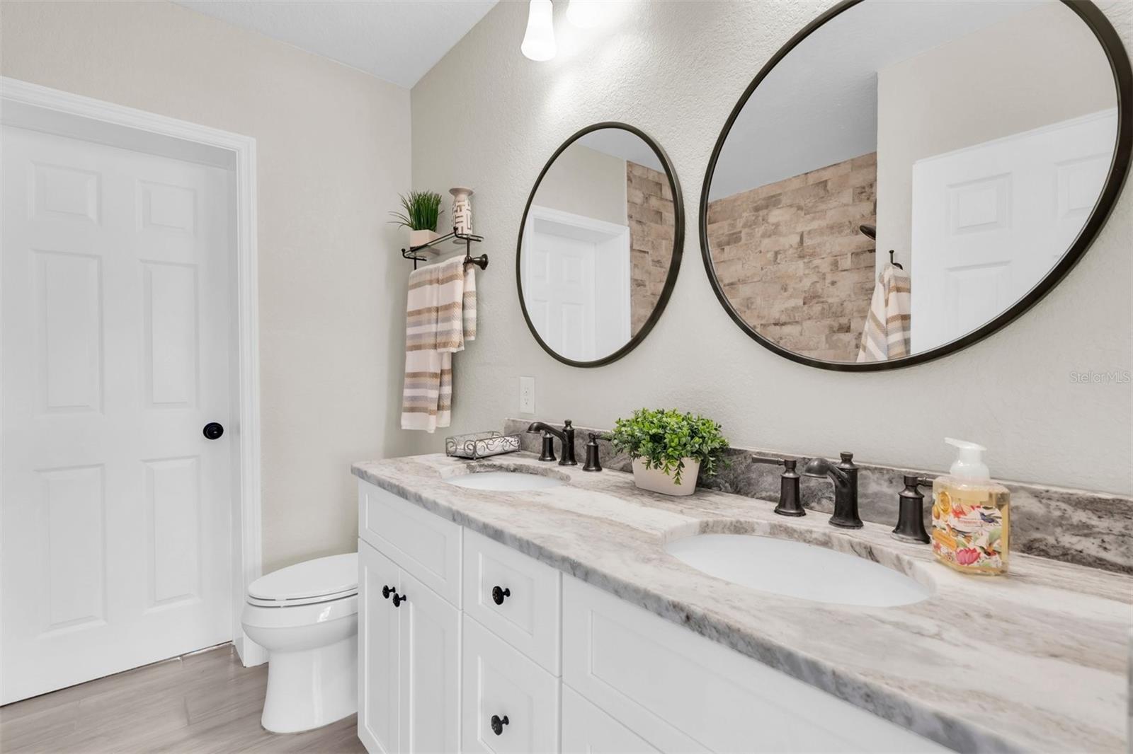 Bathroom 2