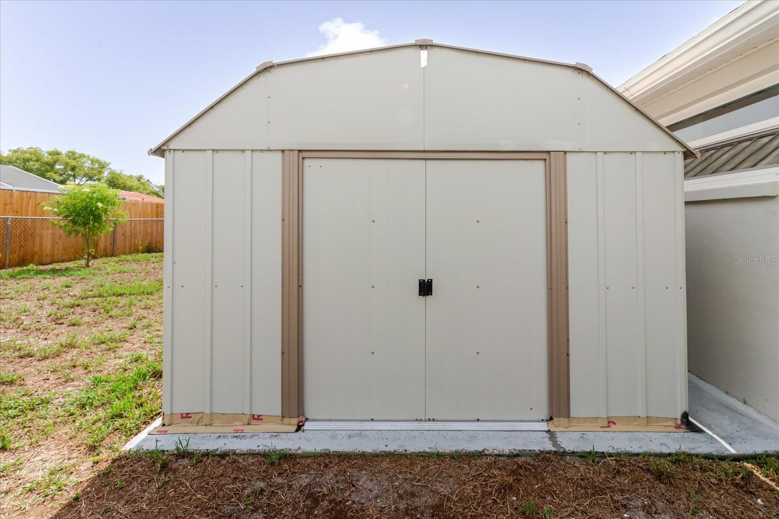 Shed 10' x 14"