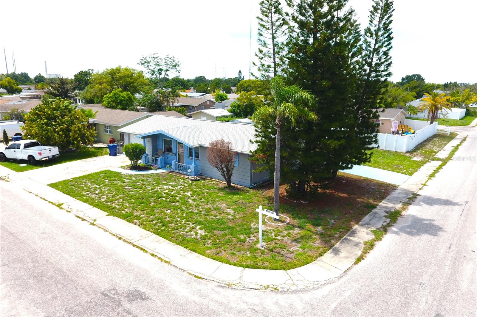 FRONT CORNER  AERIAL VIEW