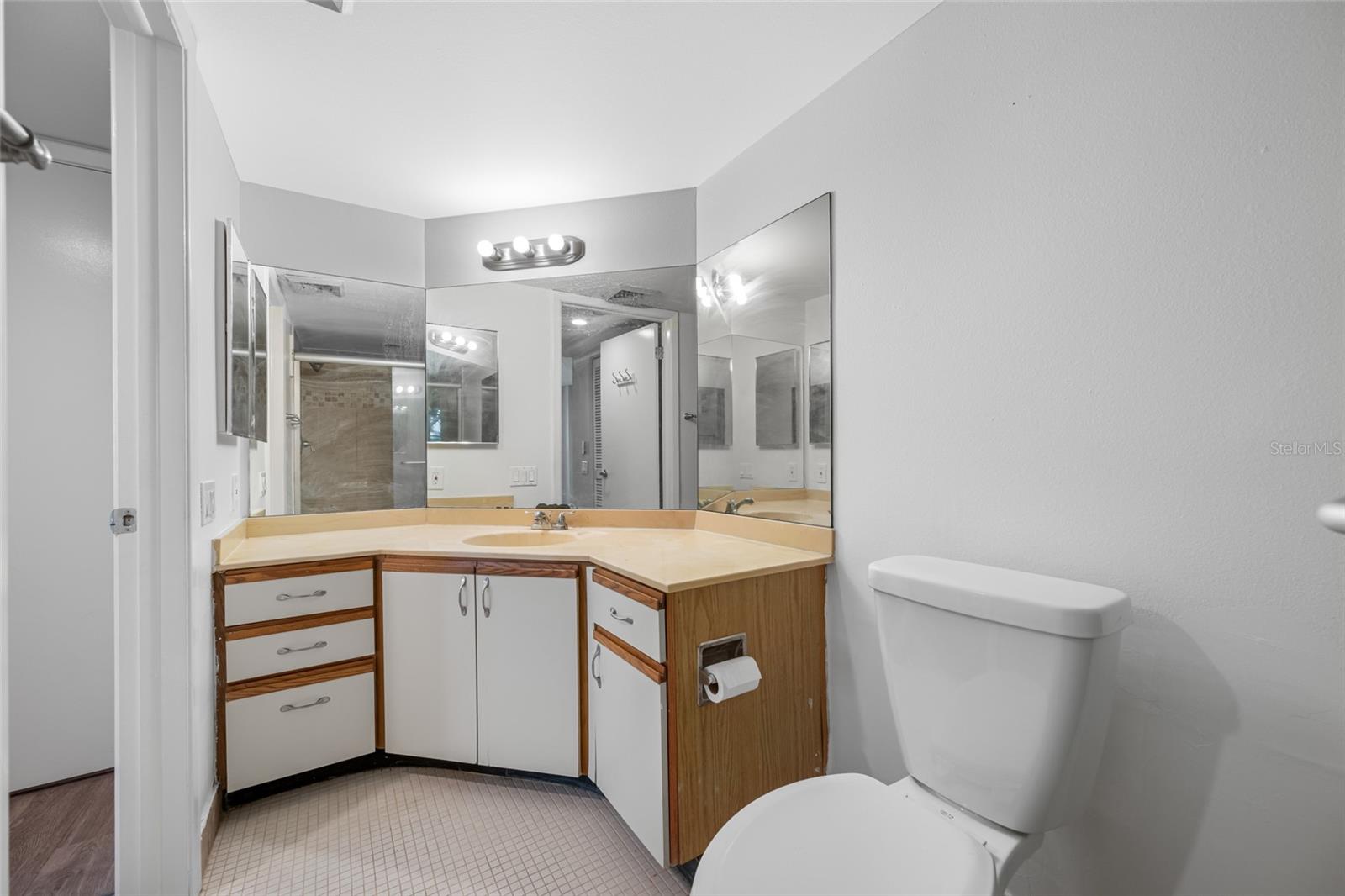 PRIMARY BATHROOM