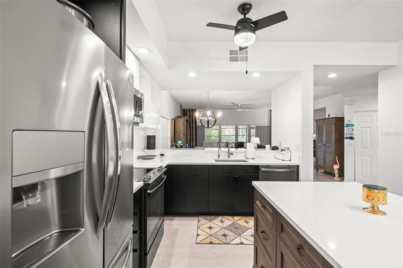 A pleasant open floorplan
