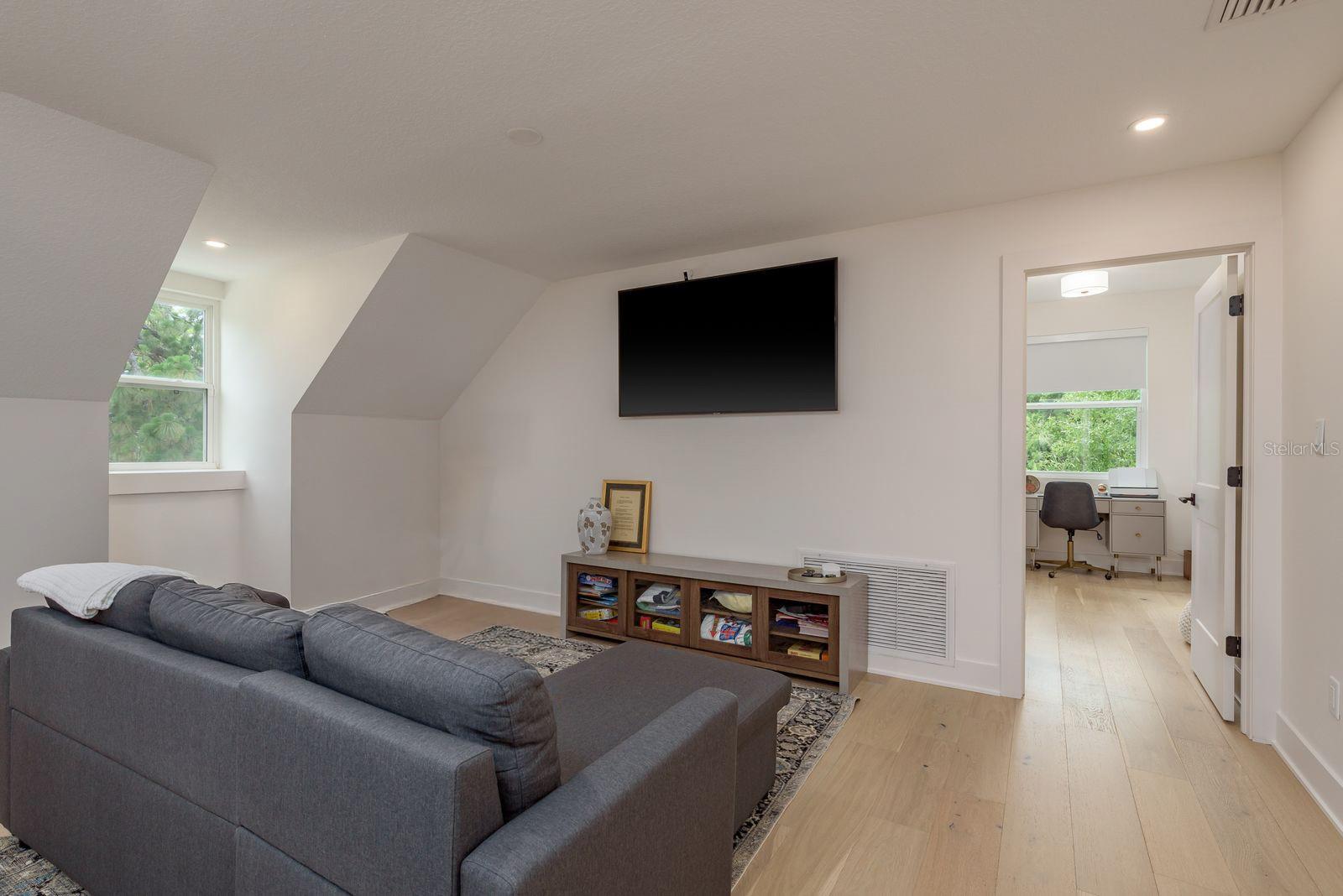 Loft/Sitting Area