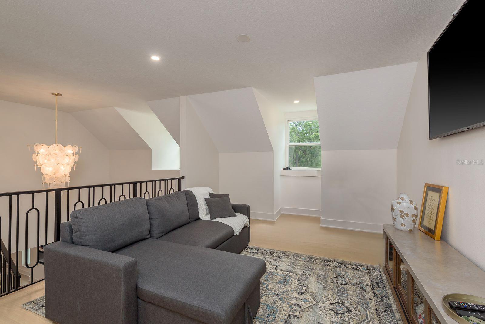 Loft/Sitting Area