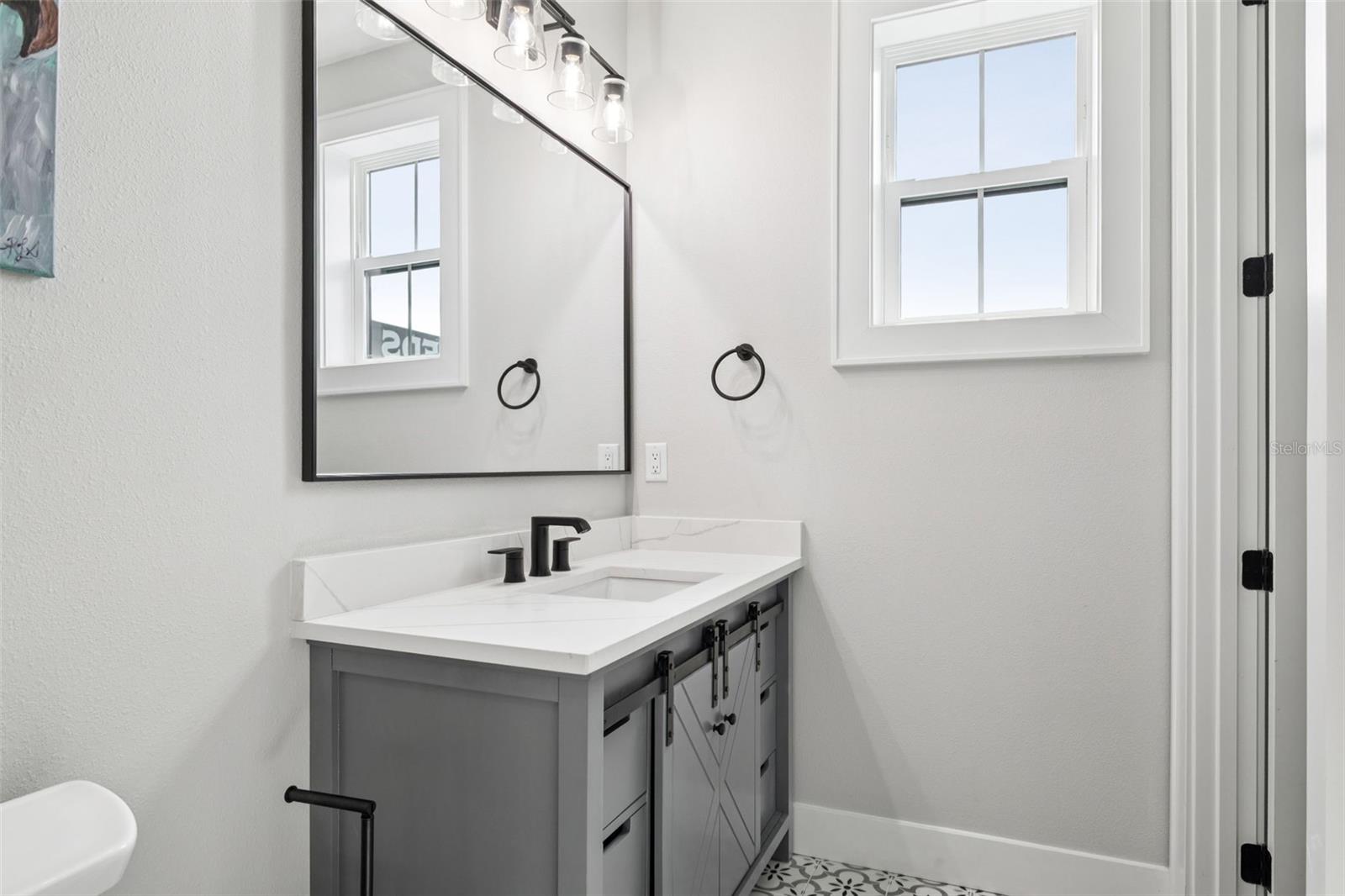 bathroom suite 5