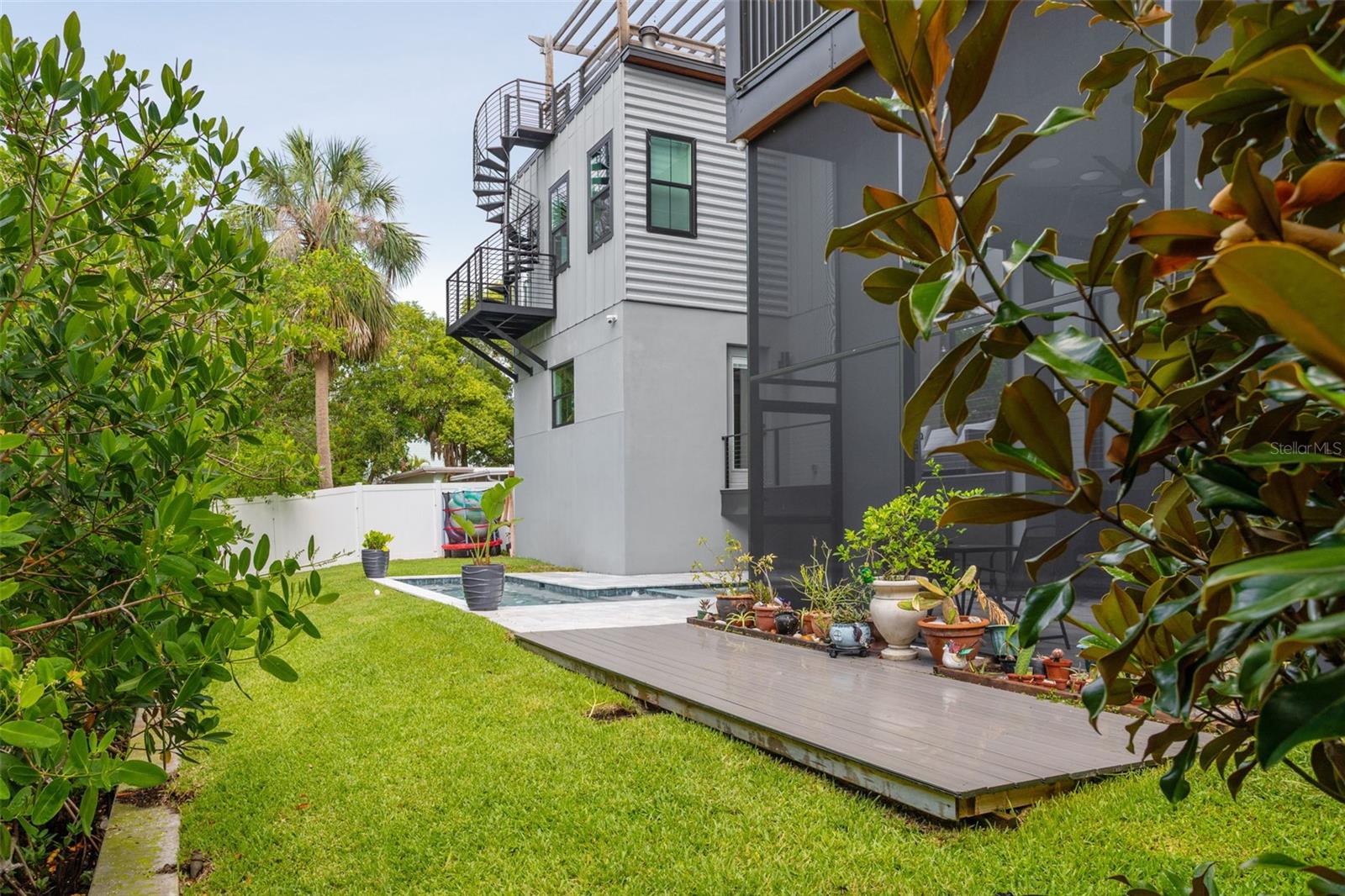 yard/deck