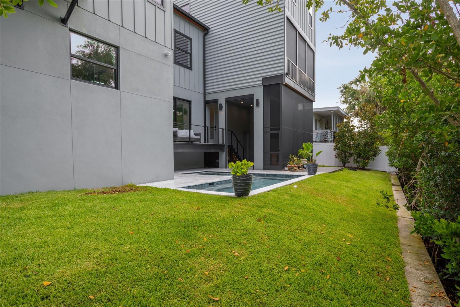 yard/deck