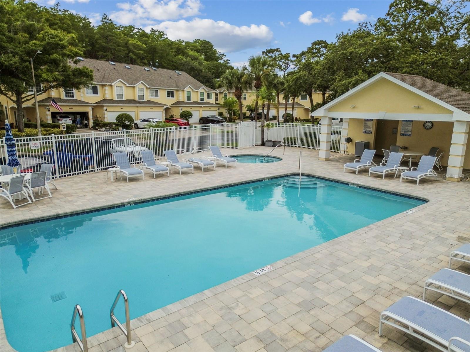 Swimmins Pool