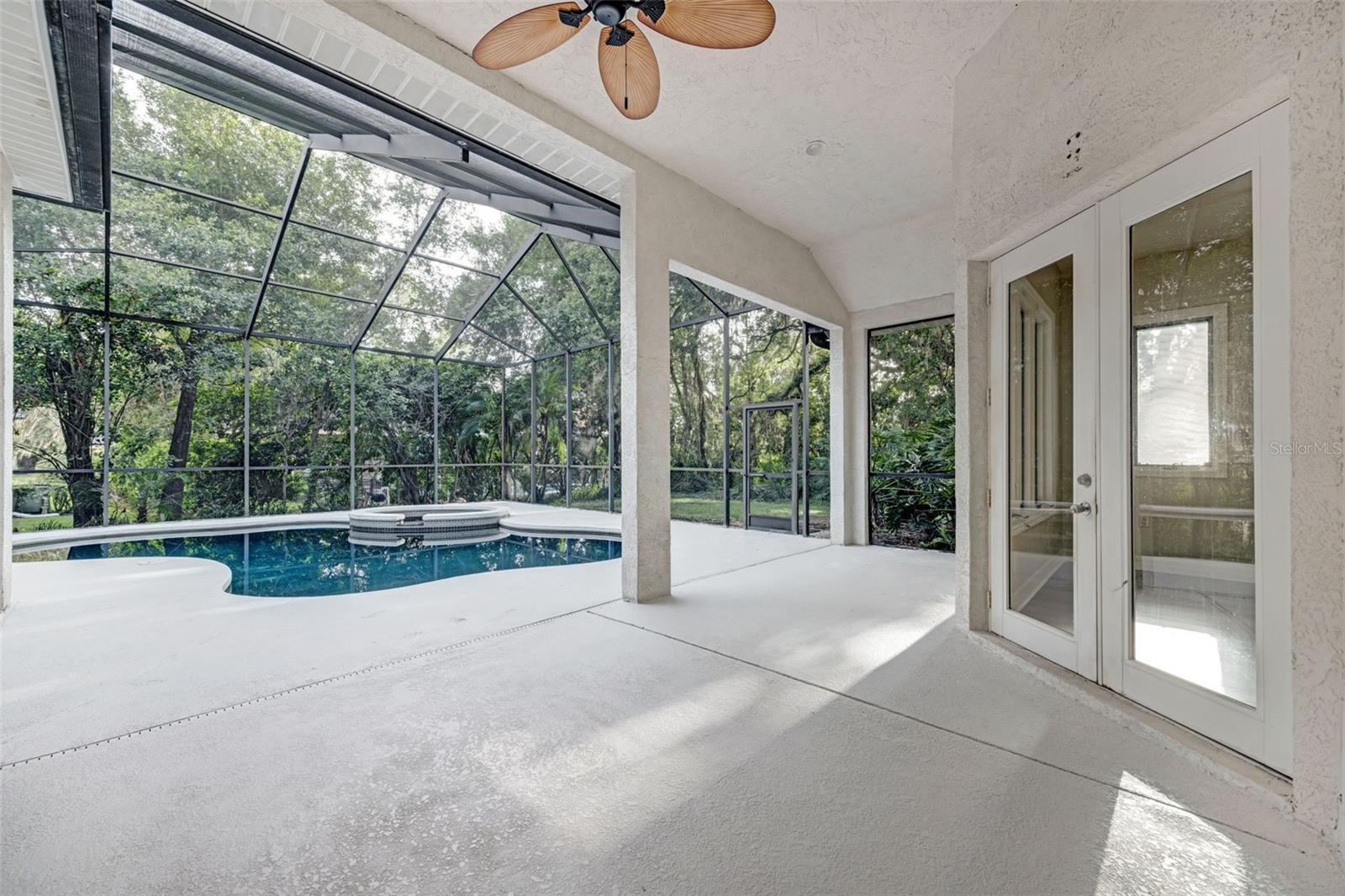 Covered Lanai with ceiling fan and views!