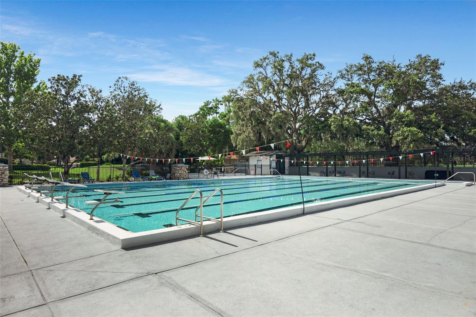 Country Club Community Pool