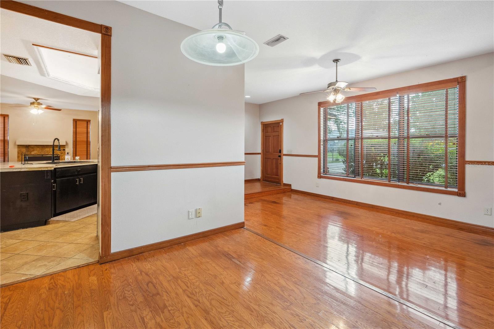 Formal dining room