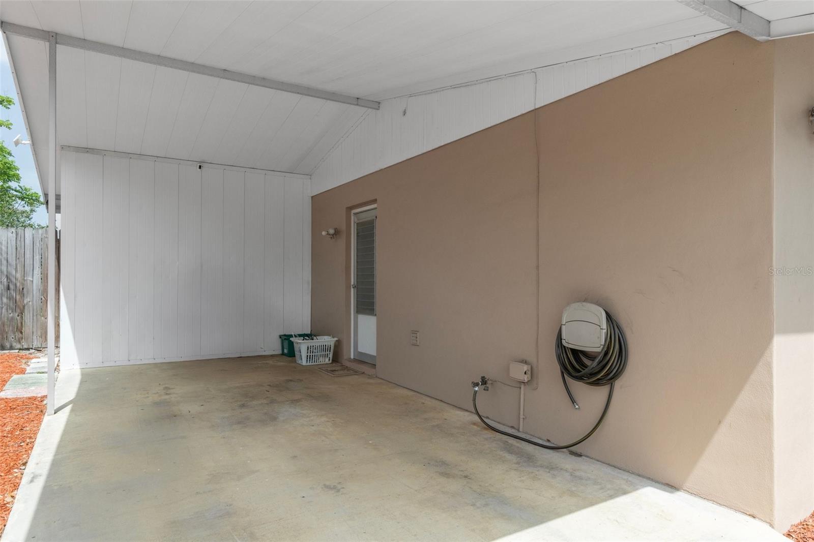 Carport