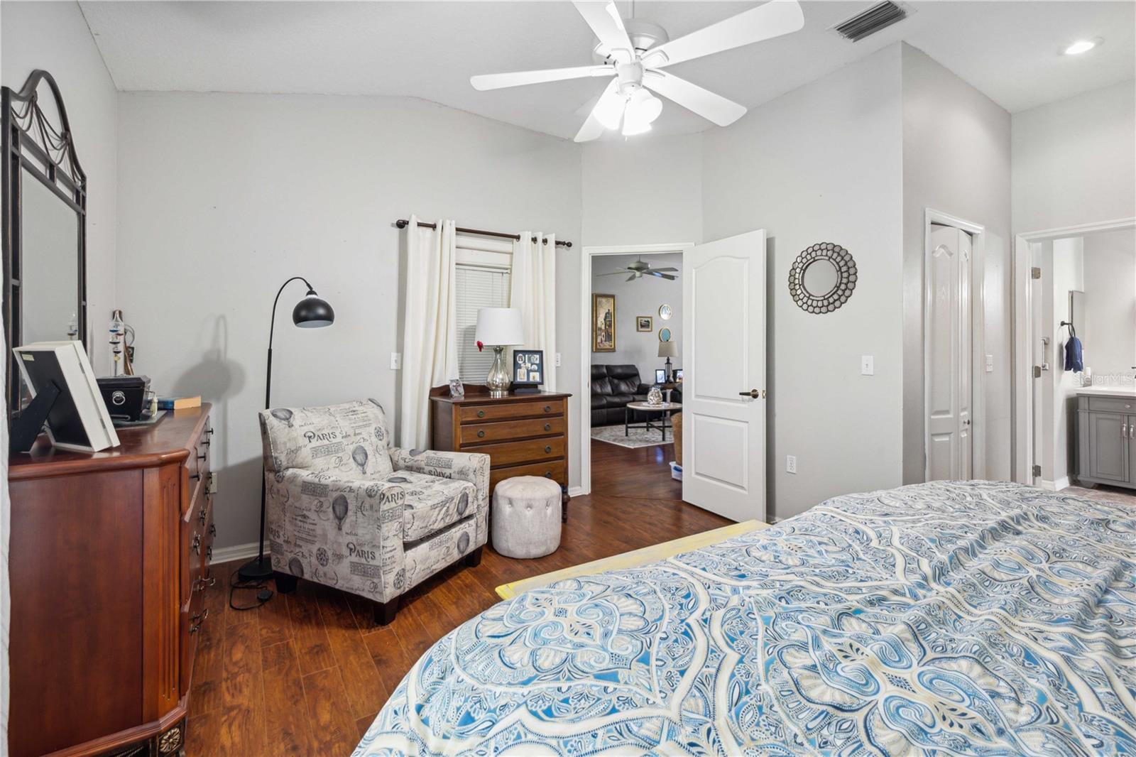 Primary bedroom with access to lanai
