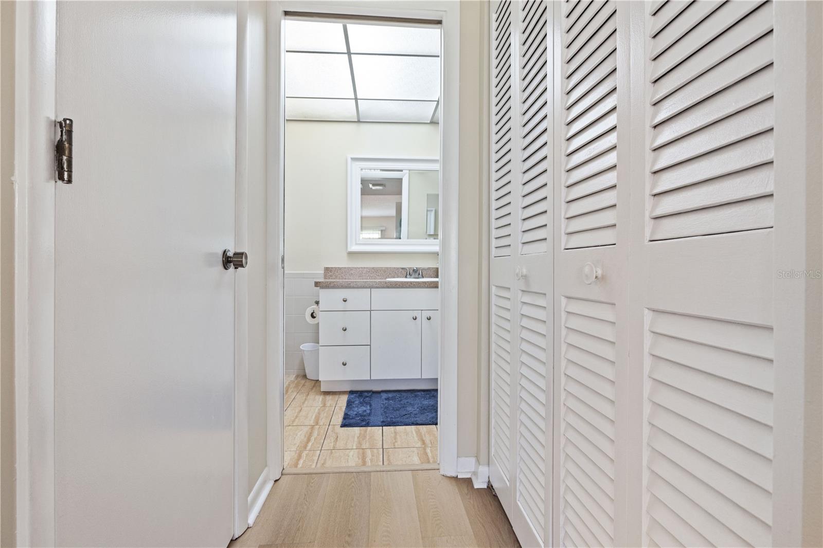 Walk in closet