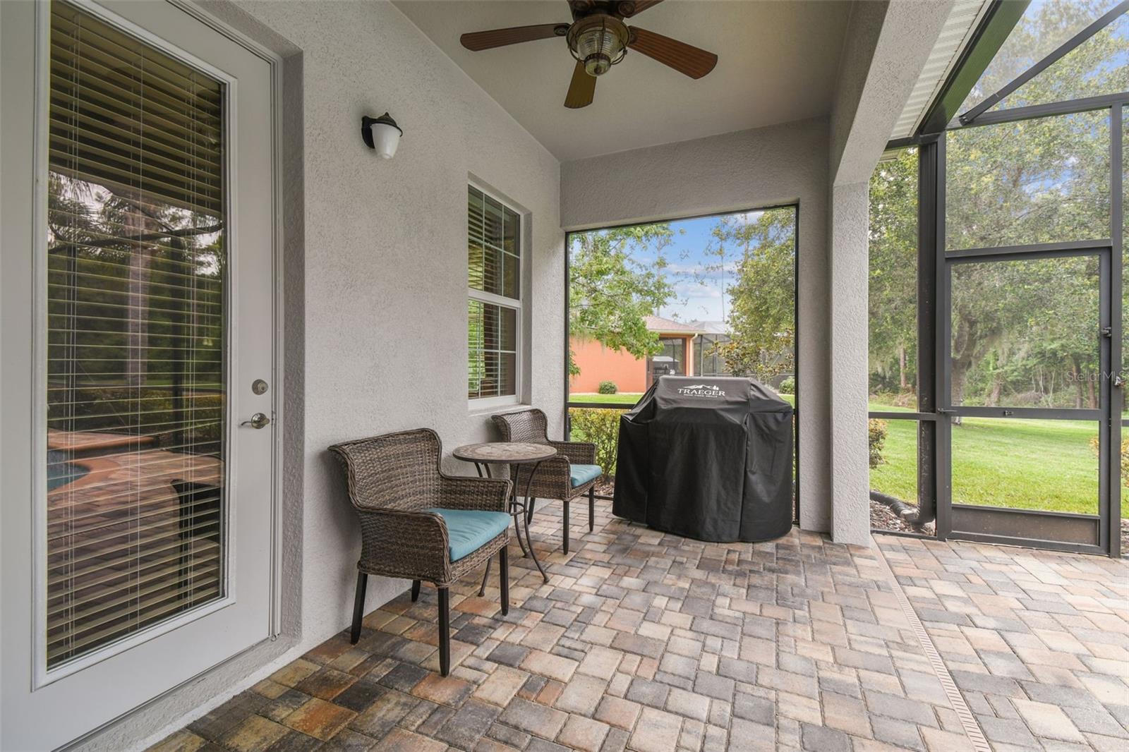 Covered, screened Lanai-Pavers