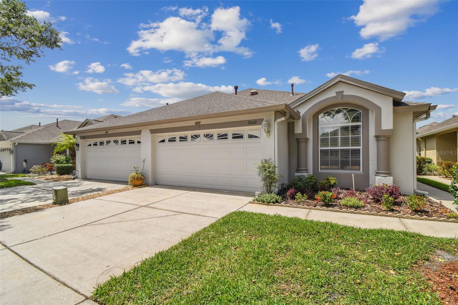1700+ Sq Ft, 2 car garage, fenced yard