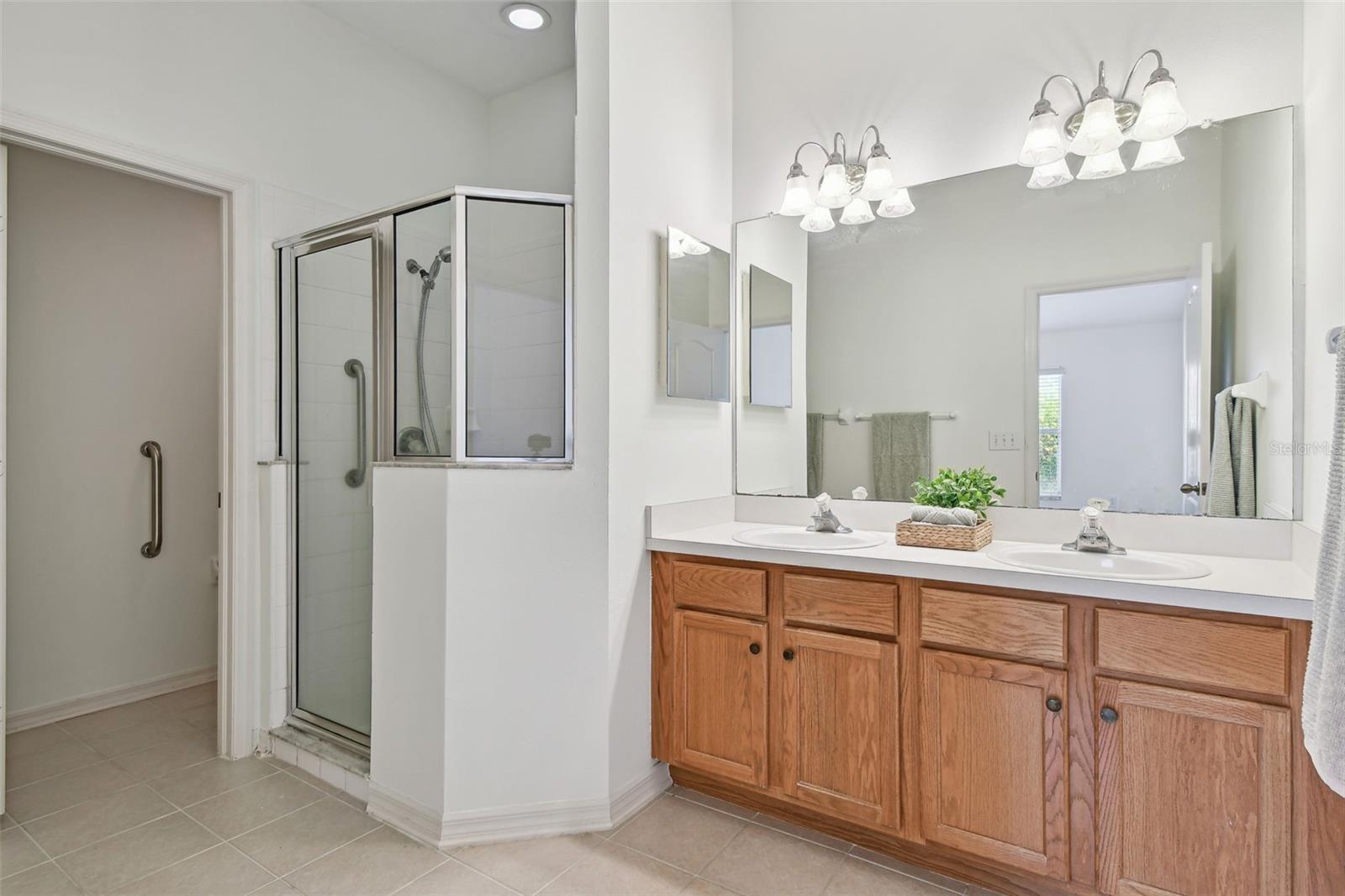 En Suite offers Dual Vanities, Shower and Water Closet