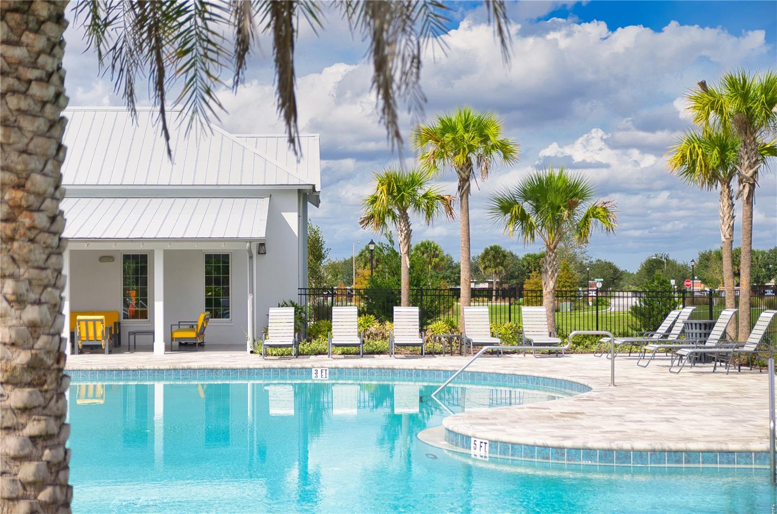 APW MAIN CLUBHOUSE & AMENITIES
