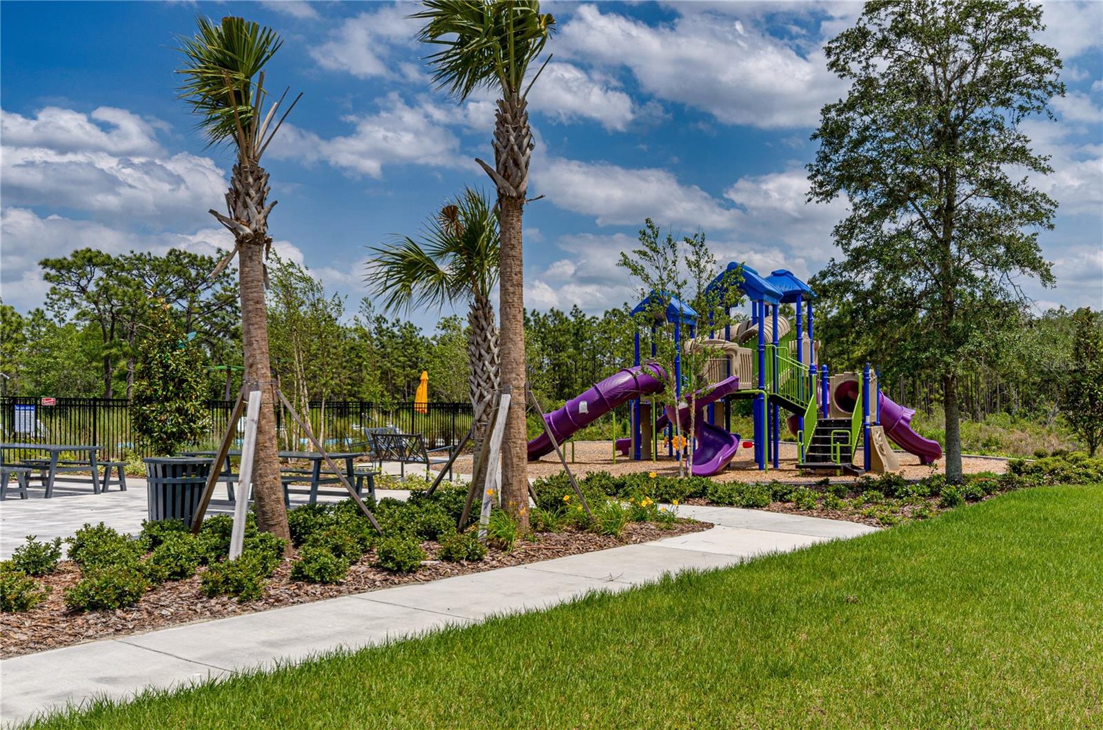 APW PLAYGROUND & GRILLING STATIONS