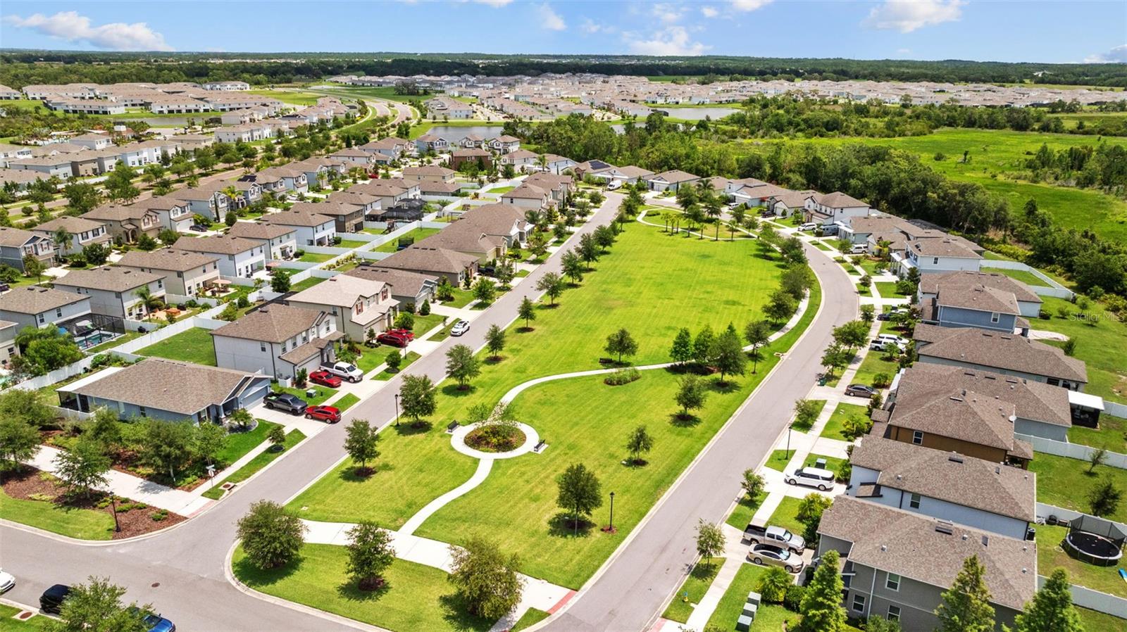 nearby green space/park