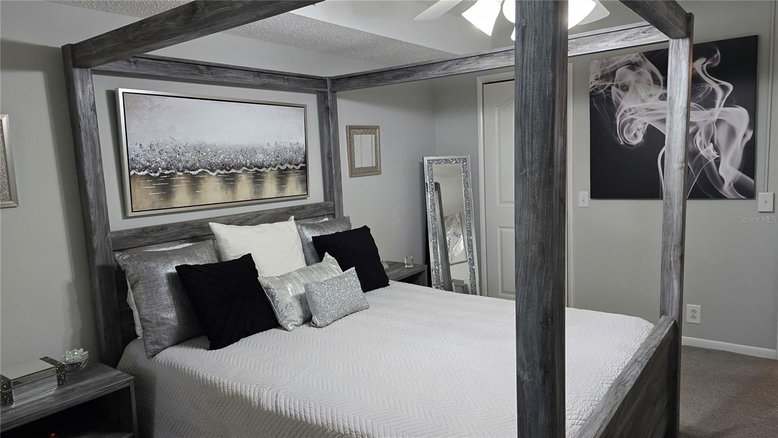 Beautiful, large master with en suite