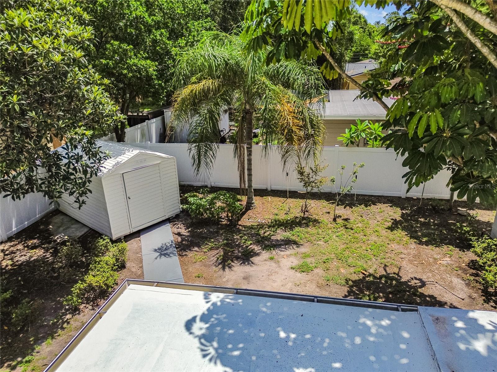 YARD YARD VINIL FENCE