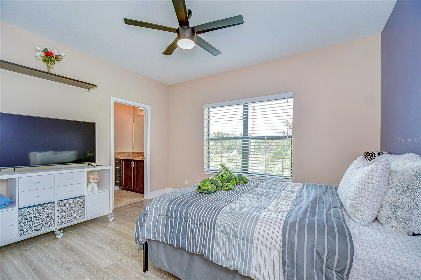 Bedroom 4 with Jack-and-Jill bathroom