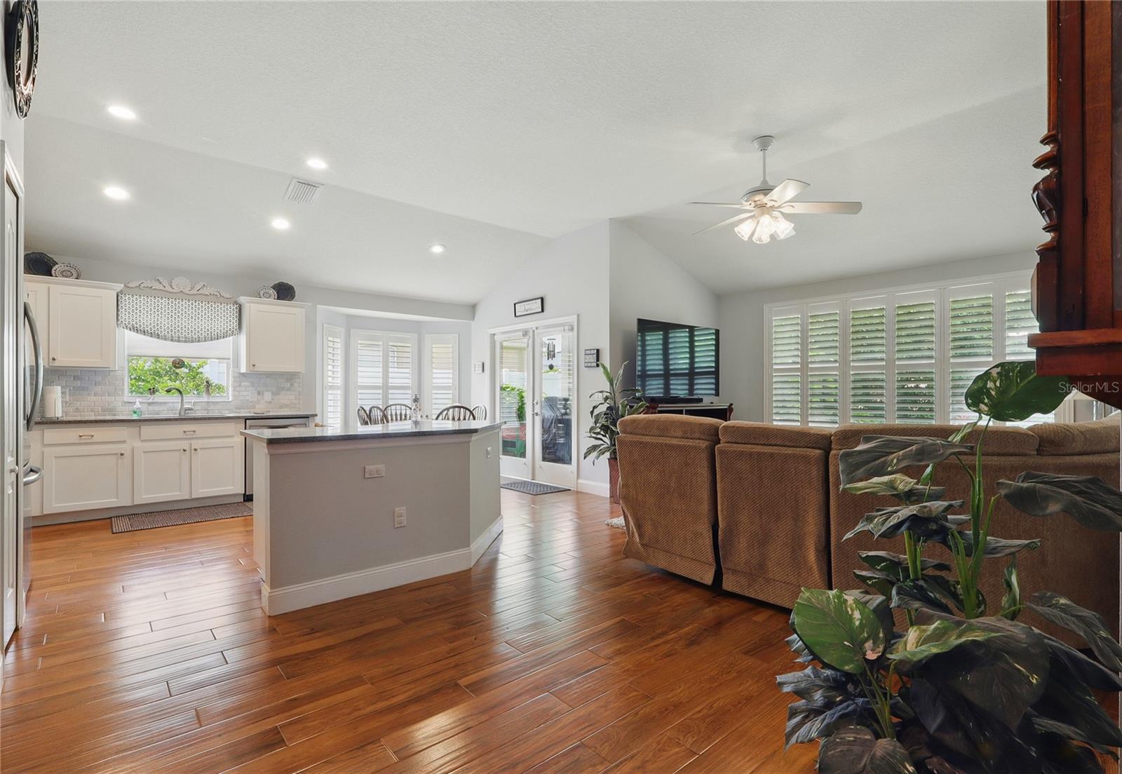 Another view of the kitchen.