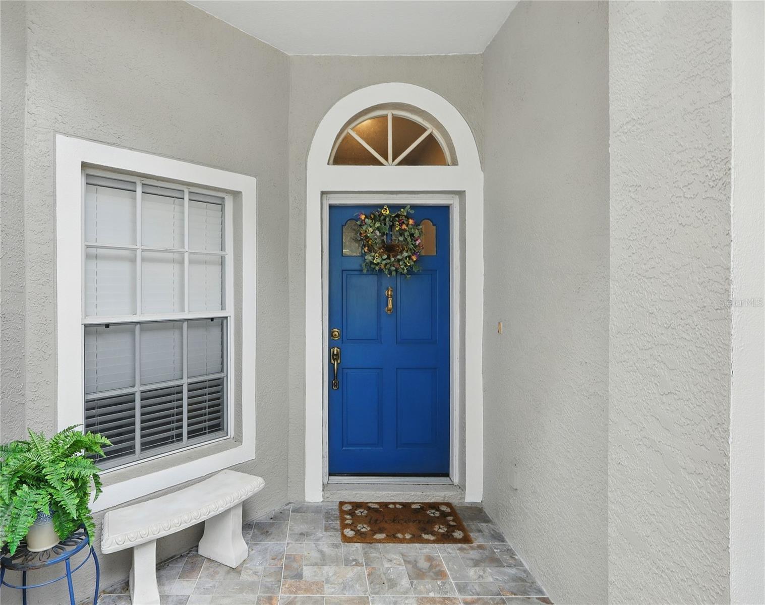 Nice front door entry.
