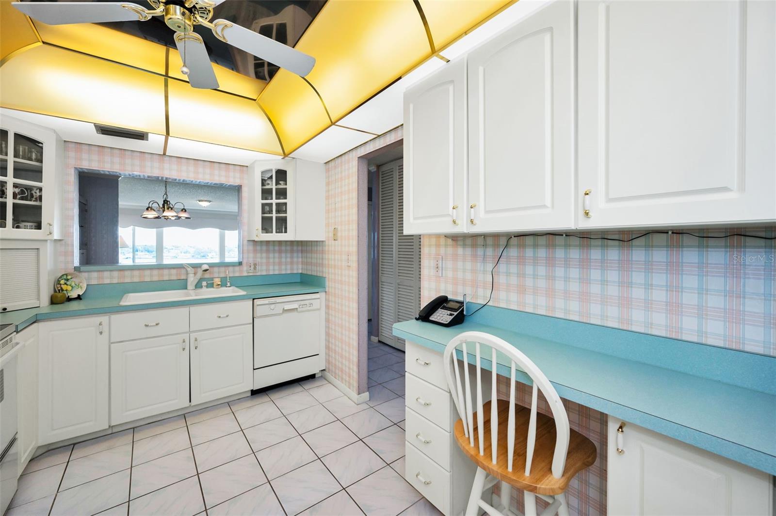 Kitchen with loads of cupboards