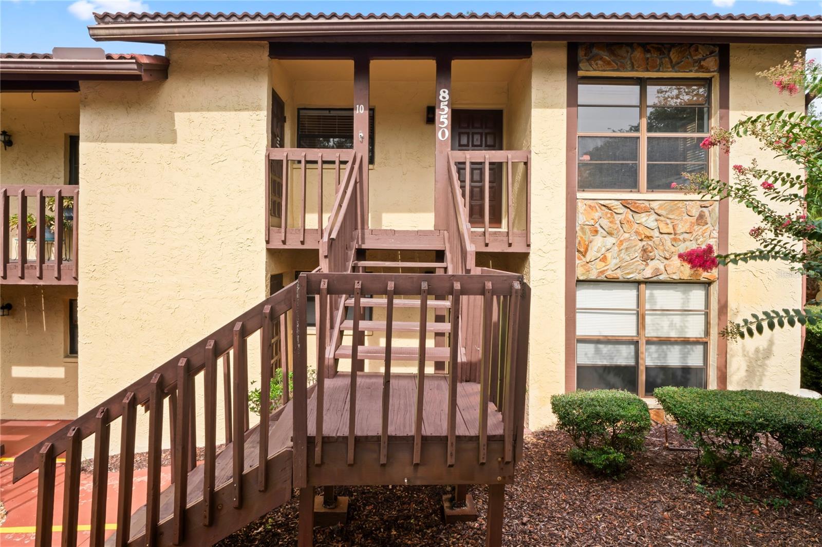 8550 SHADBLOW CT. #10 SECOND FLOOR UNIT