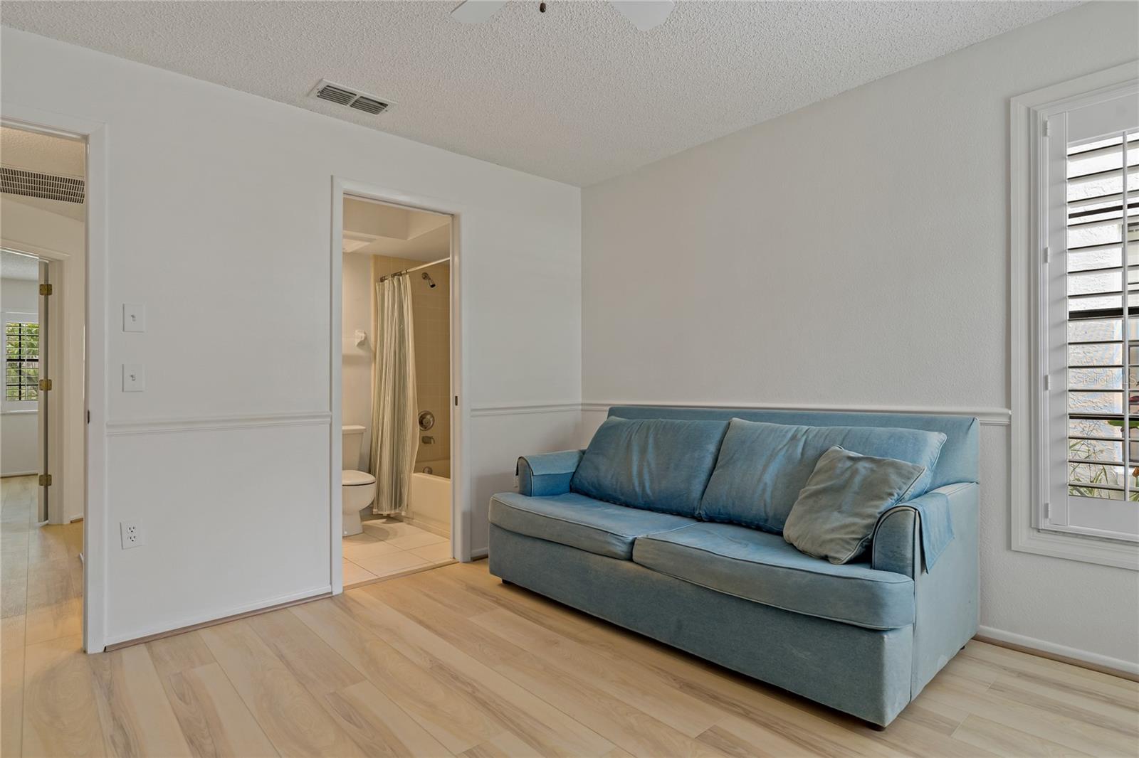 BEDROOM #2