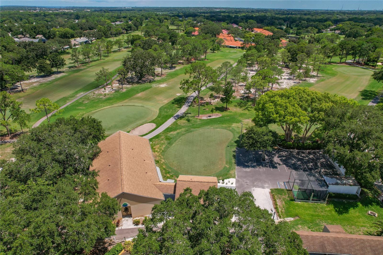 BEAUTIFULLY MAINTAINED COMMUNITY