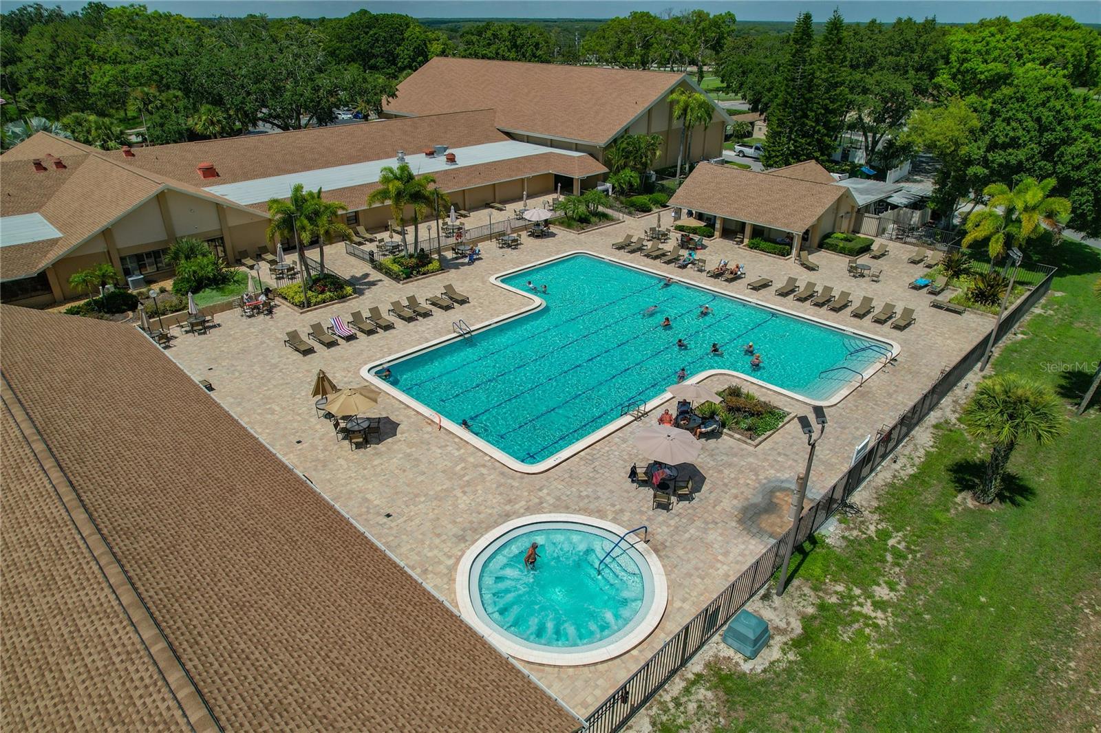 COMMUNITY POOL AND SPA