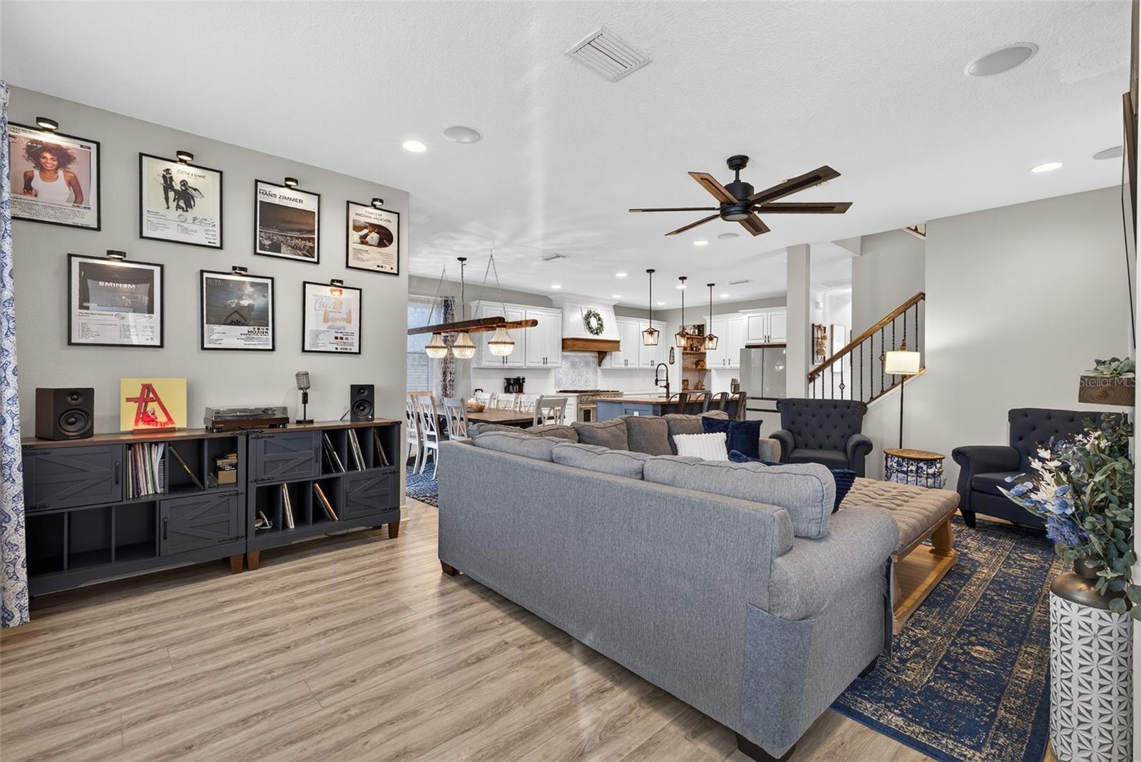 Living room area with entertainment center