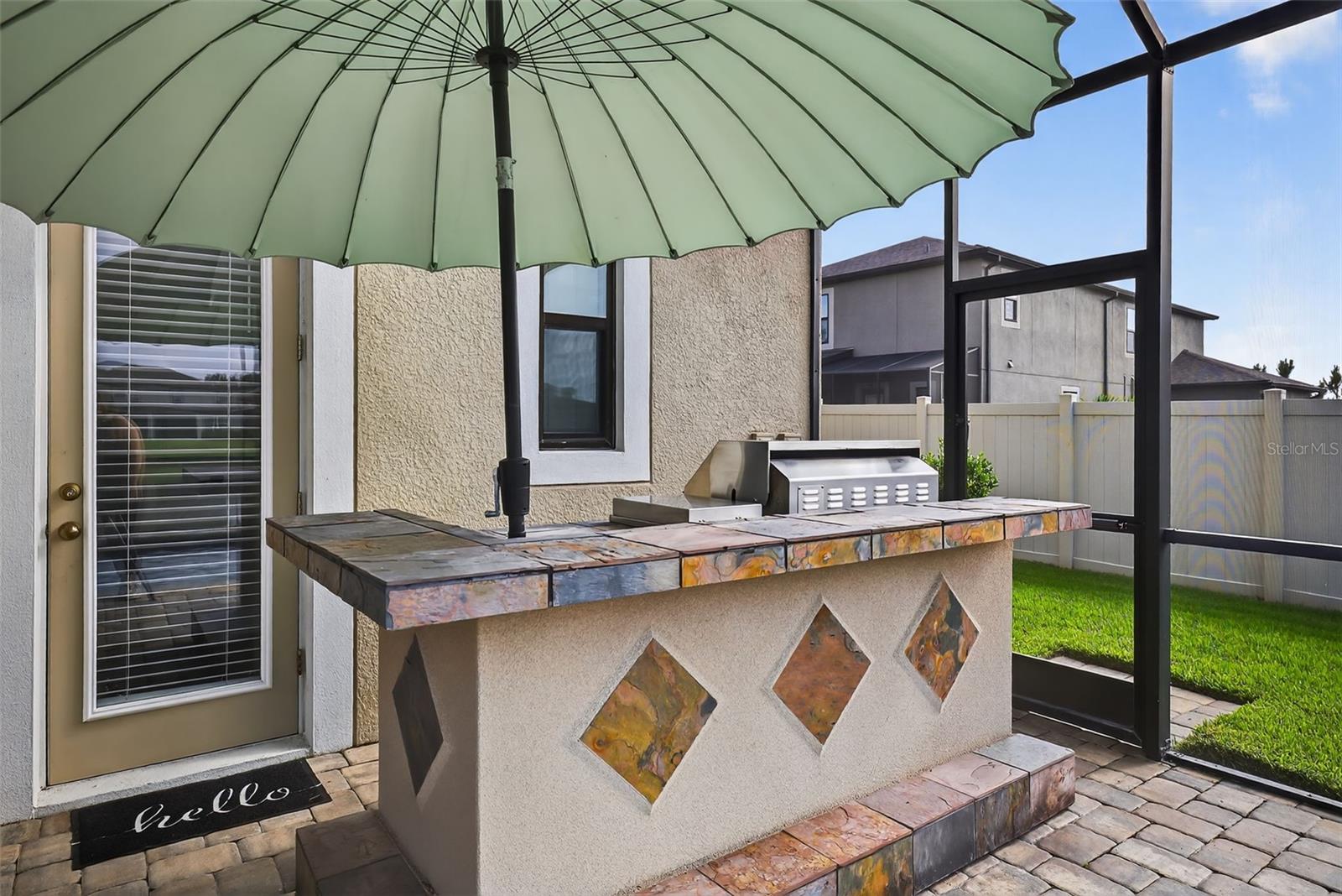 Outdoor wetbar/kitchen