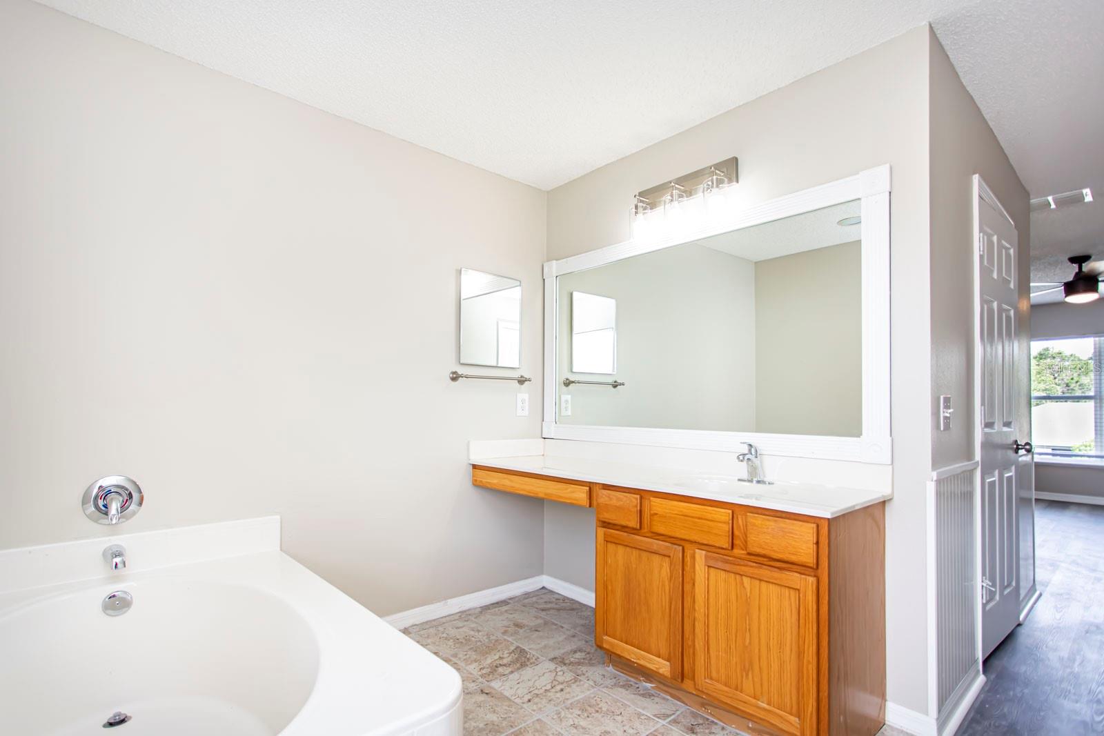 Primary En Suite