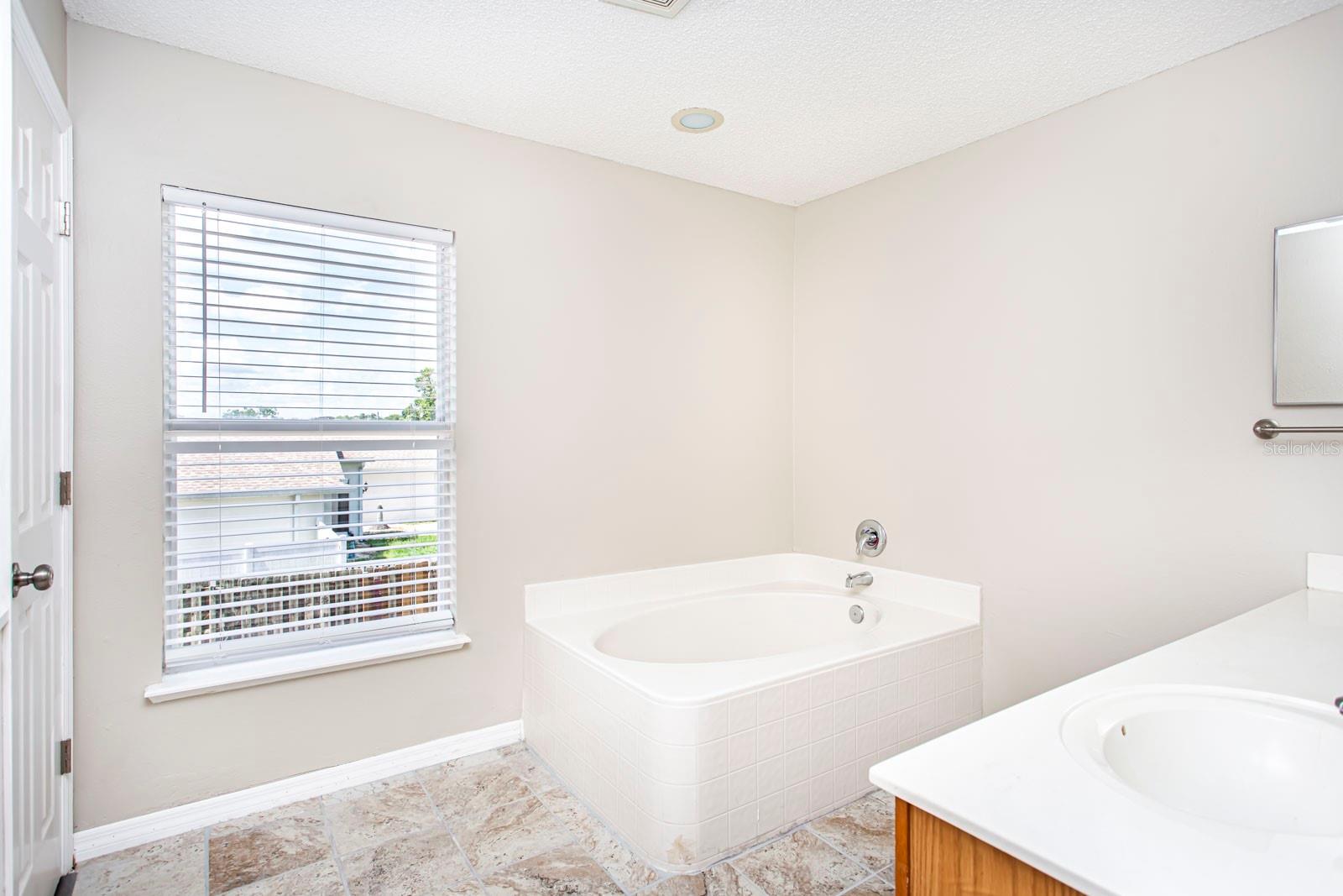 Primary En Suite