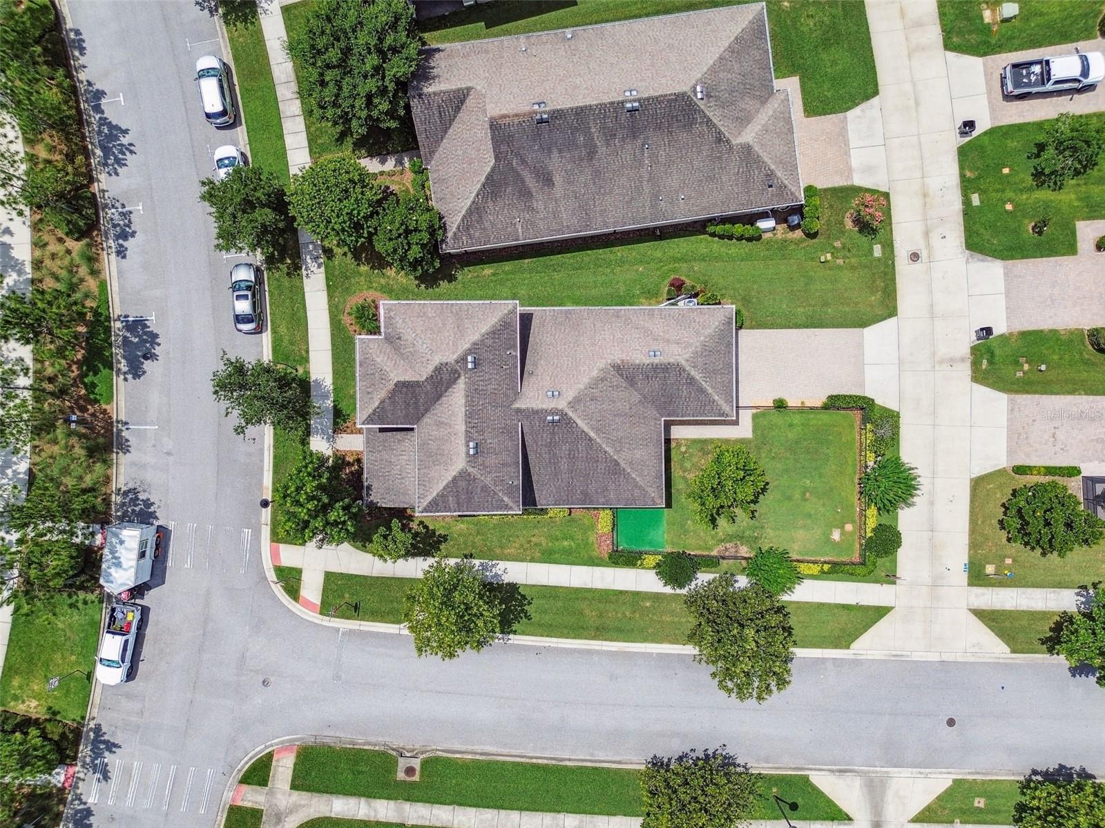 Plenty of available on-street parking is available for family and guests- great for a multi-car household! The sellers indicate there is almost always space available for residents and friends.