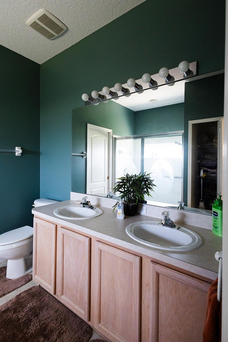 Double vanity and great lighting in the master bath!