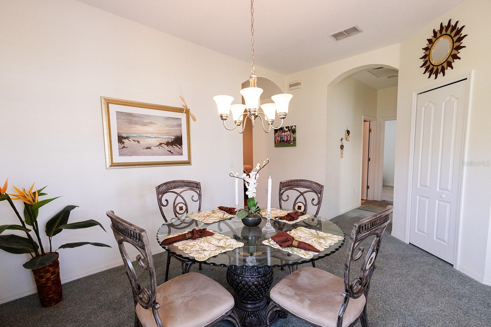 Dining area off kitchen