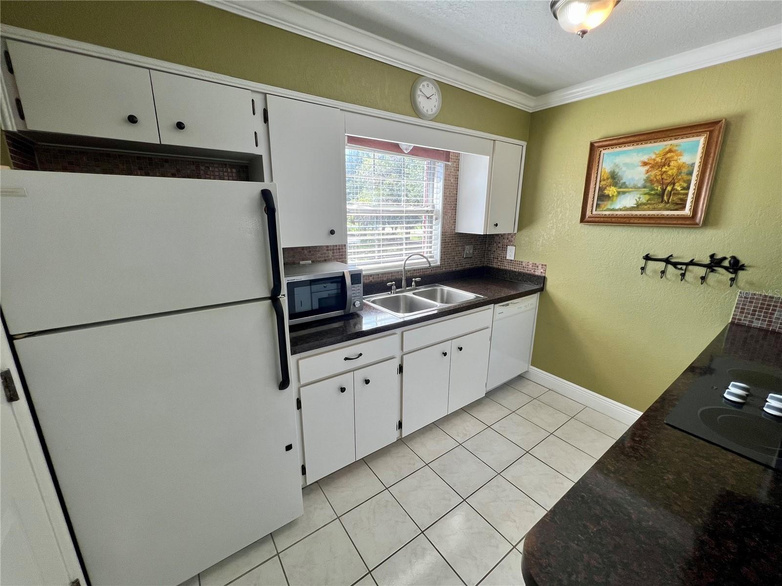 Spacious kitchen