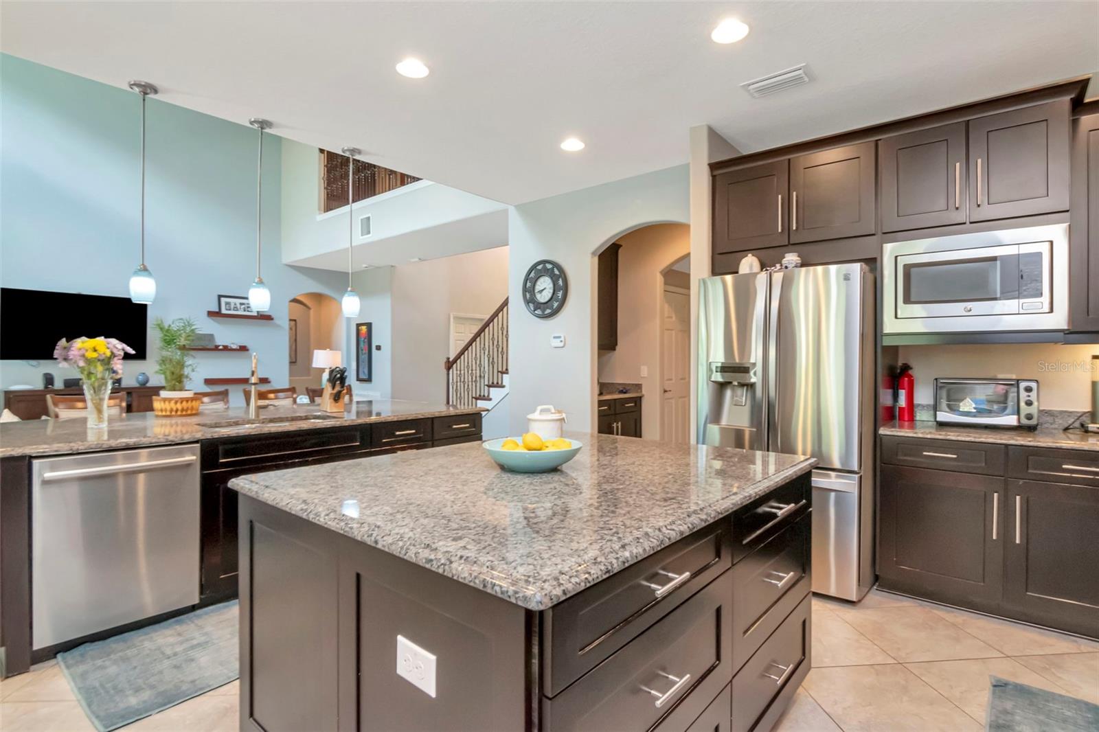 Ample Outlets; undermount lighting